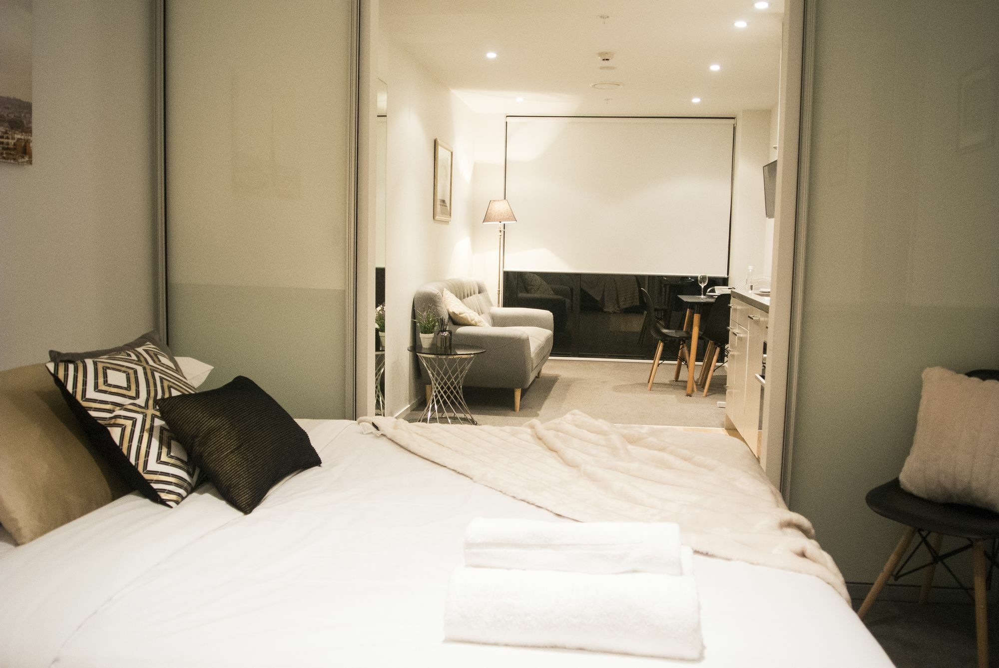 Brand New Apartment With Pool & Gym Auckland Eksteriør billede