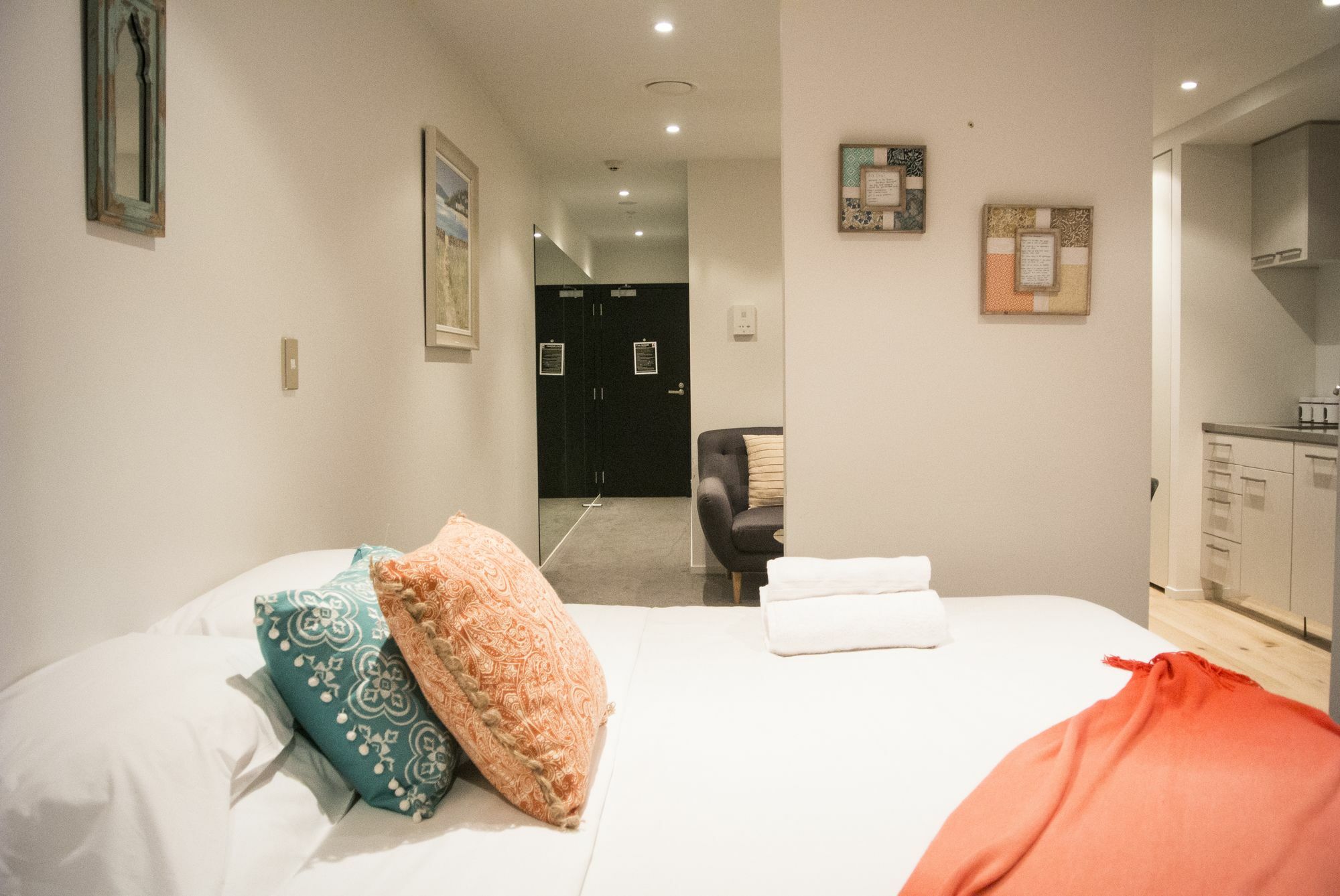 Brand New Apartment With Pool & Gym Auckland Eksteriør billede